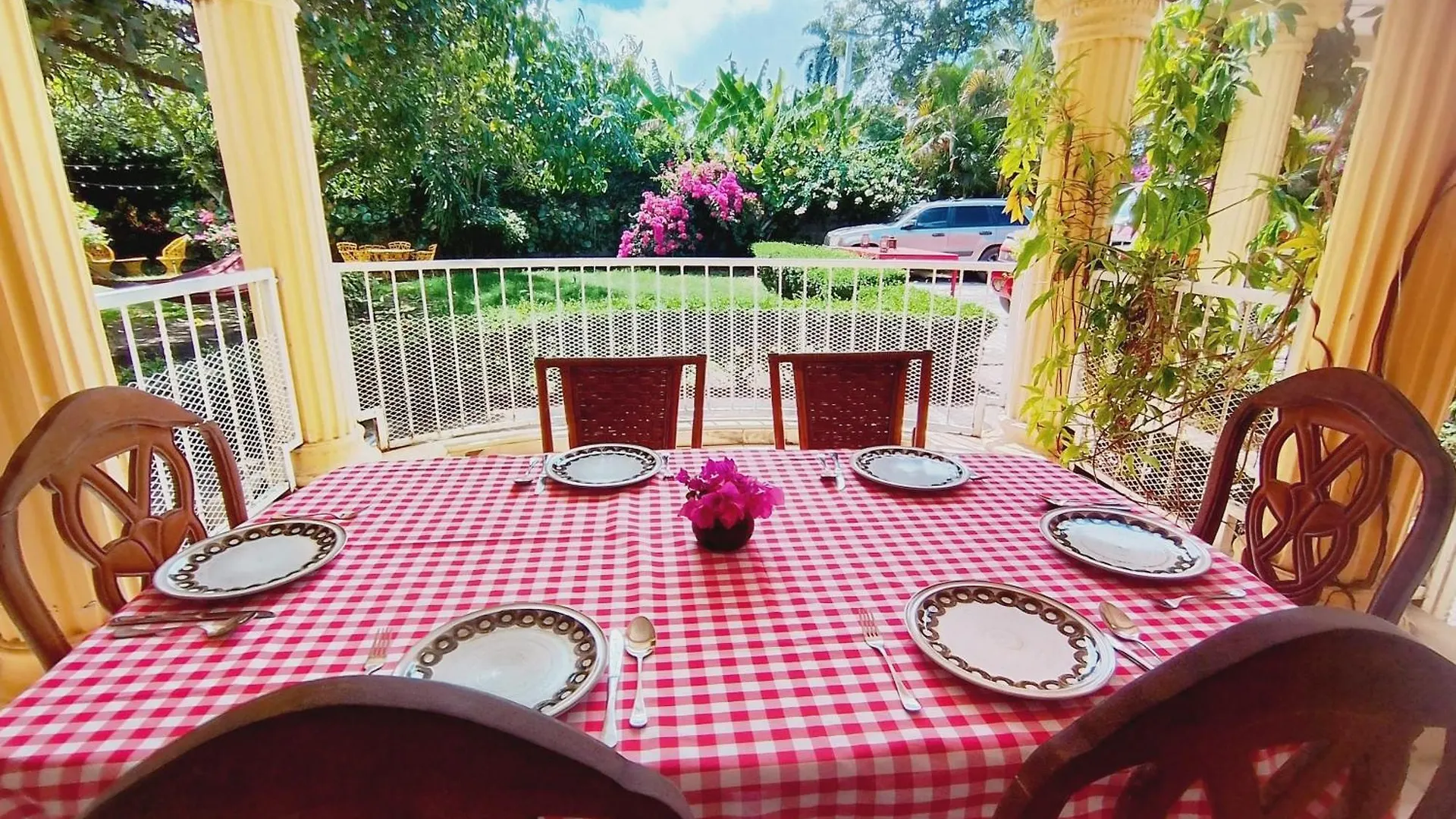 Bed & Breakfast Paraiso Hortensia Honeymoon Suite Santiago De Los Caballeros